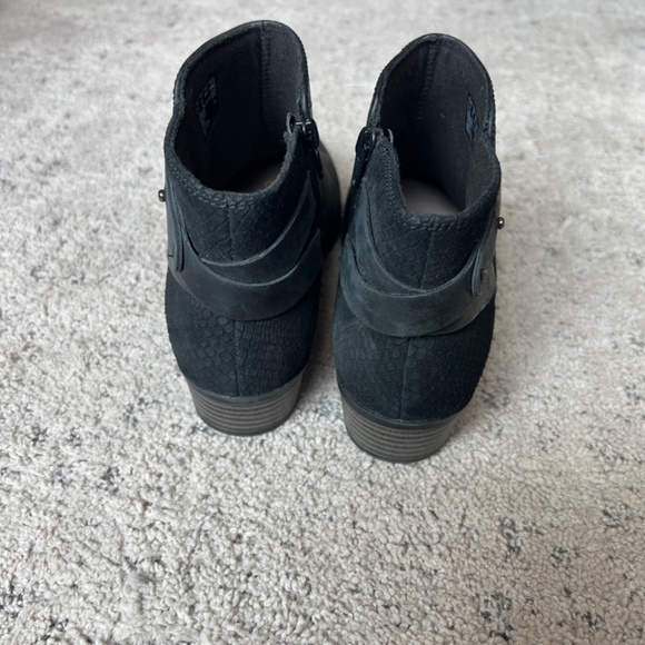 Clarks booties Addiy Gladys Leather Black Side Zip Size 8.5 M - Picture 3 of 7